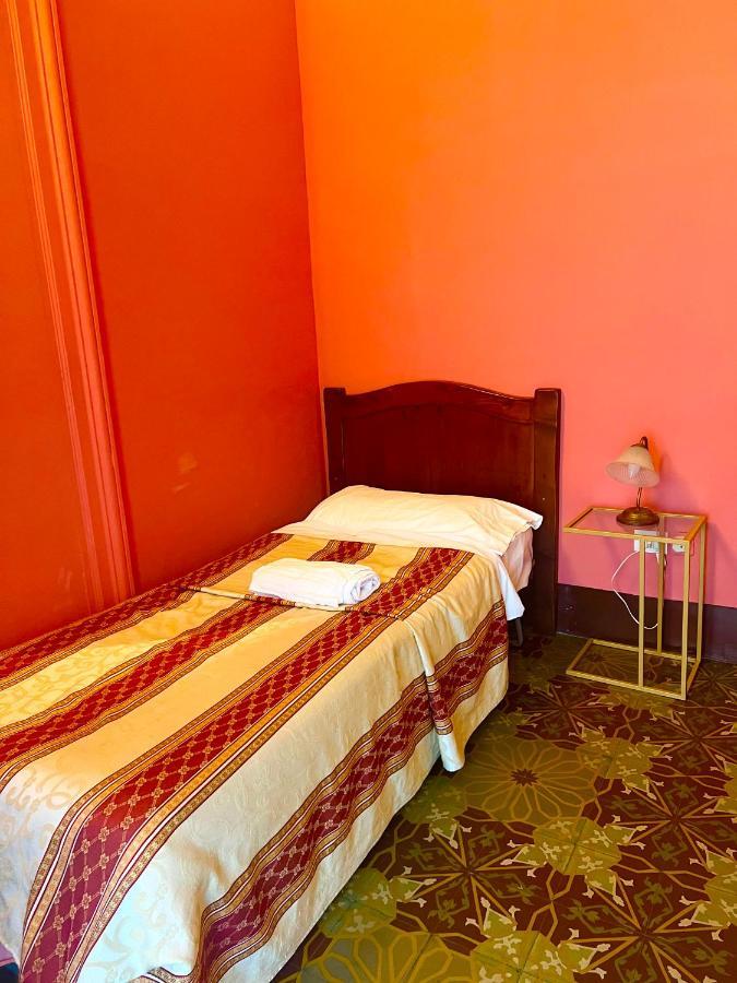 Hotel Valentino Катания Экстерьер фото